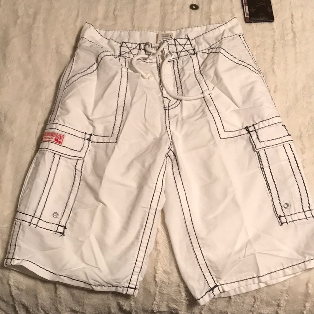 White board shorts